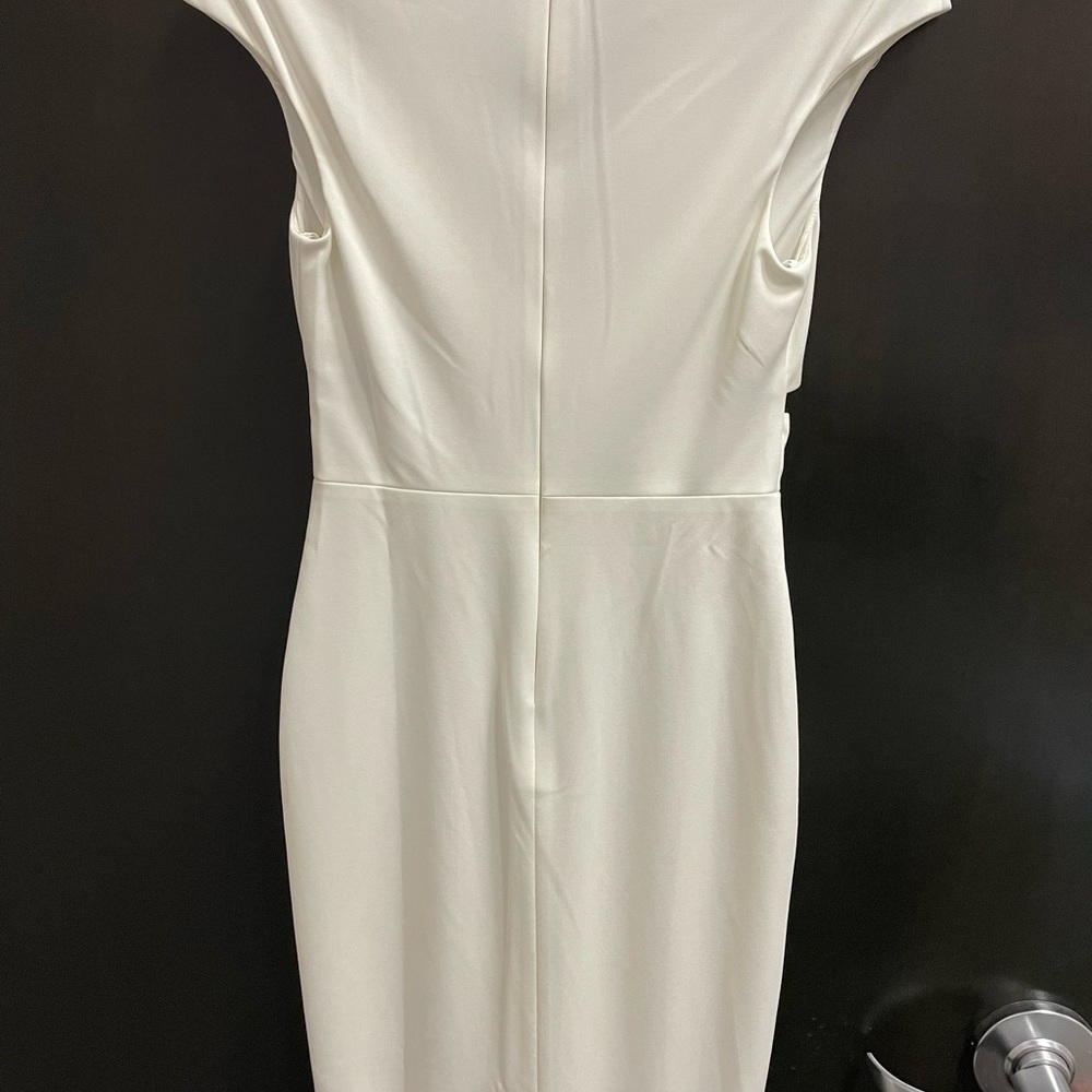 NWT Small White Form Fitting Dress 🕊 - Picture 7 of 14